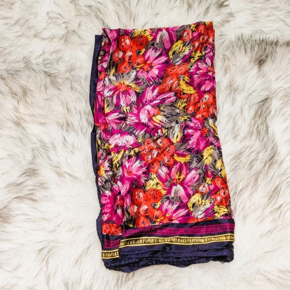 Acute Brand Scarf Vibrant Bold Abstract Floral Print Multifunctional 29